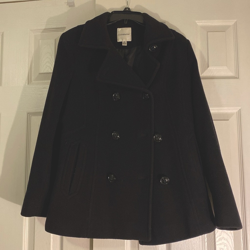 Classic + trendy Croft & Barrow women’s black pea coat